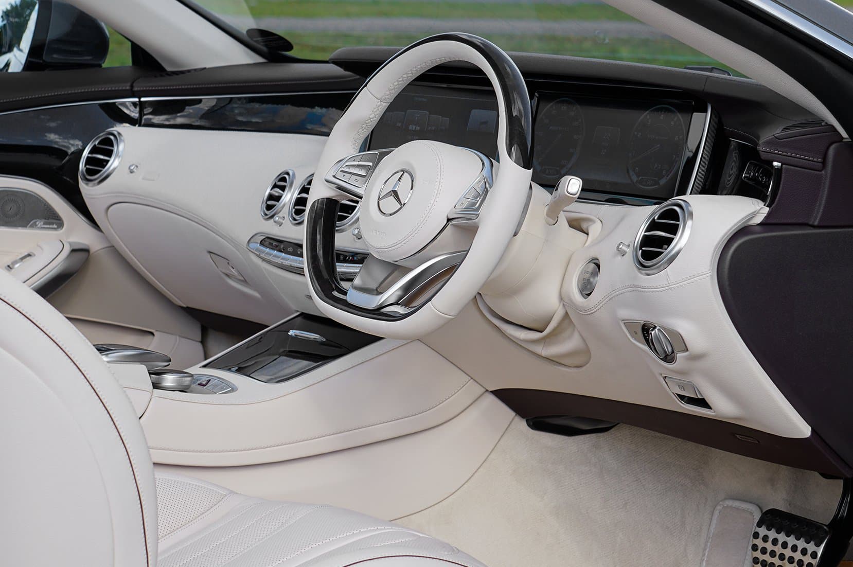 Full car detailing package in Orlando